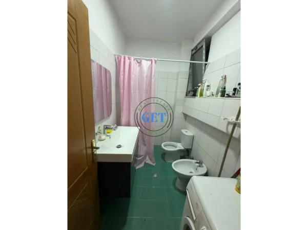 Durres, shitet apartament 1+1 Kati 3, 65 m² 60.000 € (Shkëmbi i Kavajës)