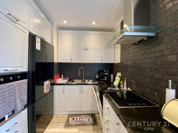 Tirane, jepet me qera apartament 2+1+Aneks+Ballkon Kati 2, 110 m² 1.500 € (Sunrise)