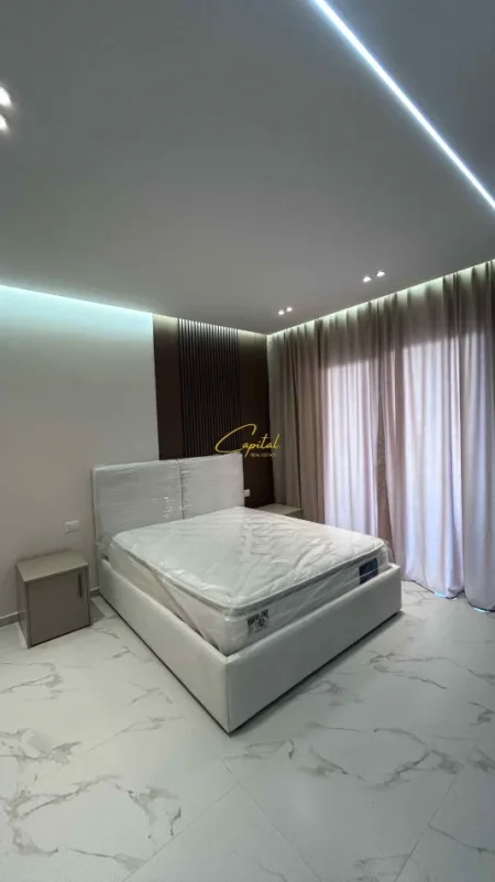 Tirane, jepet me qera apartament 1+1 Kati 2, 70 m² 650 € (LAPRAKE)