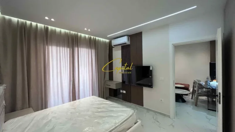 Tirane, jepet me qera apartament 1+1 Kati 2, 70 m² 650 € (LAPRAKE)