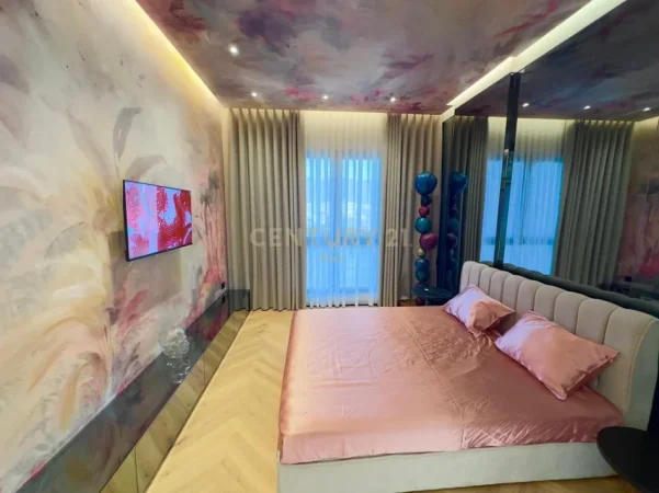 Tirane, jepet me qera apartament 1+1+Aneks+Ballkon Kati 5, 70 m² 1.000 € (Square 21)