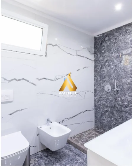 Tirane, shitet apartament 2+1 Kati 2, 105 m² 260.000 € (zogu i zi)
