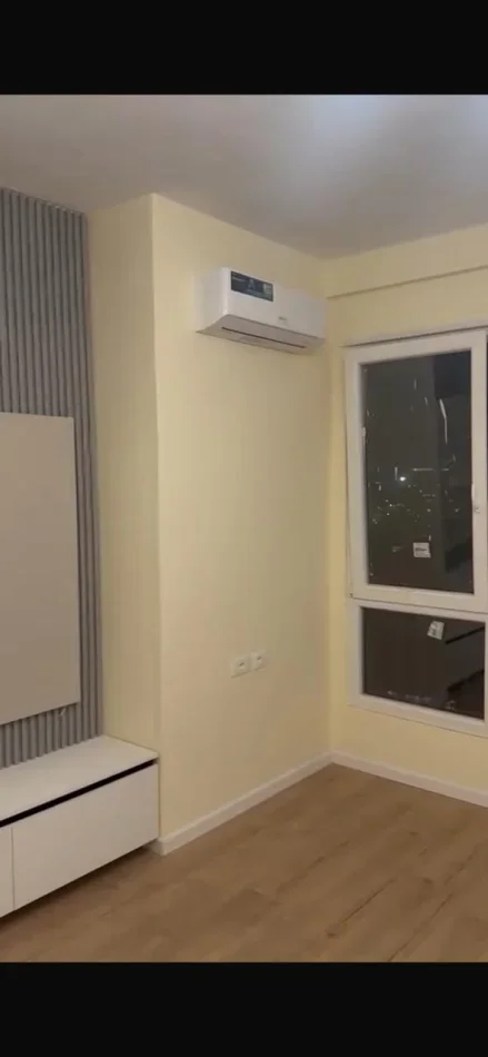 Tirane, jepet me qera apartament 2+1 Kati 8, 100 m² 600 € (Rruga 5 Maji)
