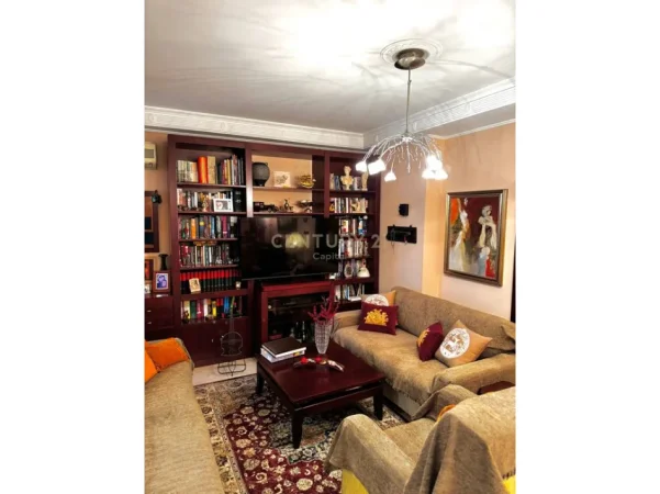 Tirane, shes apartament+verande | Penthouse 3+1+Aneks+Ballkon Kati 6, 168 m² 378.000 € 