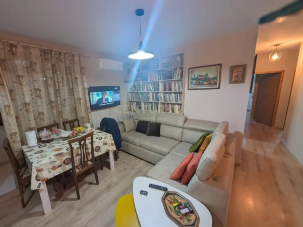 Tirane, shes apartament 2+1+Aneks+Ballkon Kati 1, 80 m² 150.000 € 