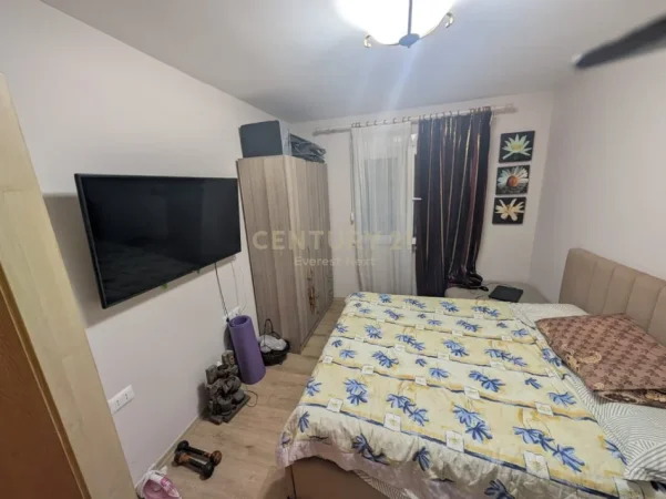 Tirane, shes apartament 2+1+Aneks+Ballkon Kati 1, 80 m² 150.000 € 