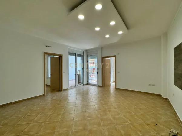 Tirane, shes apartament 2+1+Aneks+Ballkon Kati 2, 121 m² 209.000 € 