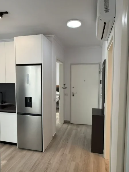 Tirane, jepet me qera apartament 2+1 Kati 6, 74 m² 800 € (STACIONI I TRENIT)