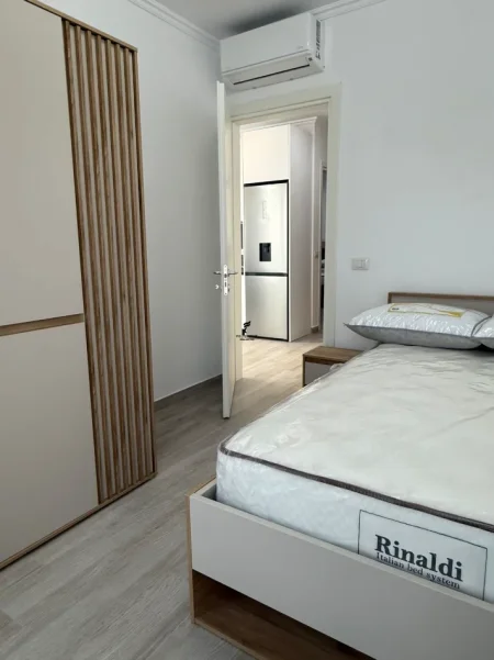 Tirane, jepet me qera apartament 2+1 Kati 6, 74 m² 800 € (STACIONI I TRENIT)