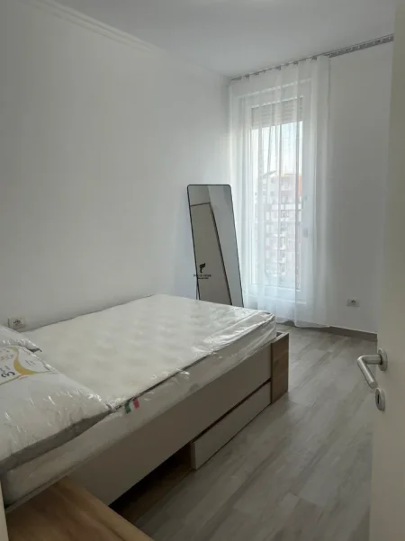 Tirane, jepet me qera apartament 2+1 Kati 6, 74 m² 800 € (STACIONI I TRENIT)