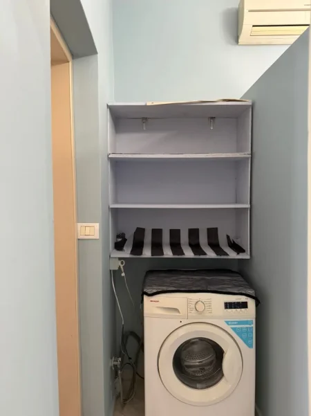 Tirane, jepet me qera apartament 1+1+Aneks+Ballkon Kati 3, 90 m² 35.000 € (Kodra e diellit)