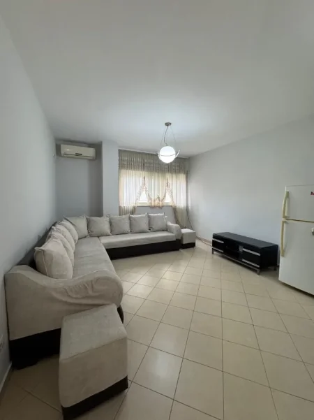 Tirane, jepet me qera 1+1 Kati 6, 500 € (Don Bosko)