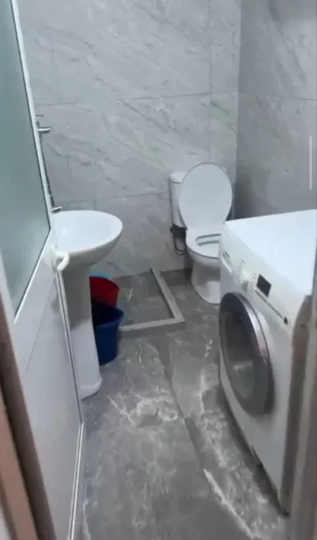 Durres, jepet me qera apartament 1+1 Kati 2, 40 m² 320 € (Ish Restorant Durresi)