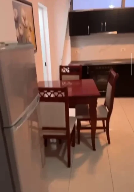 Durres, jepet me qera apartament 1+1 Kati 2, 40 m² 320 € (Ish Restorant Durresi)
