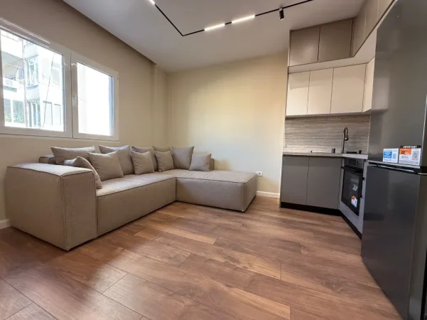Tirane, shitet 1+1 , 57 m² 158.000 € (mine peza)