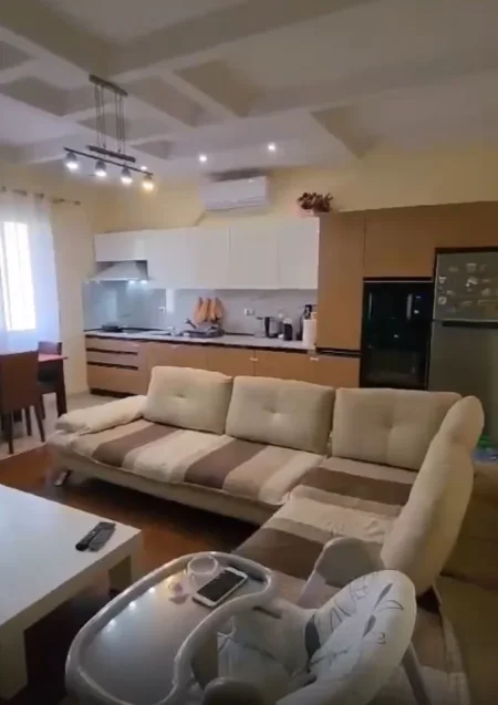 Tirane, jepet me qera apartament 2+1 Kati 3, 75 m² 650 € (Kodra e Diellit)