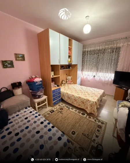 Tirane, jap me qera apartament 2+1 , 600 € 