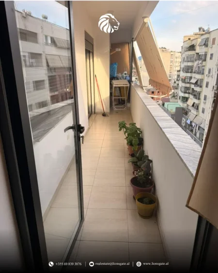 Tirane, jap me qera apartament 2+1 , 600 € 
