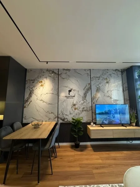 Tirane, jepet me qera apartament 1+1 Kati 7, 65 m² 800 € (JORDAN MISJA)