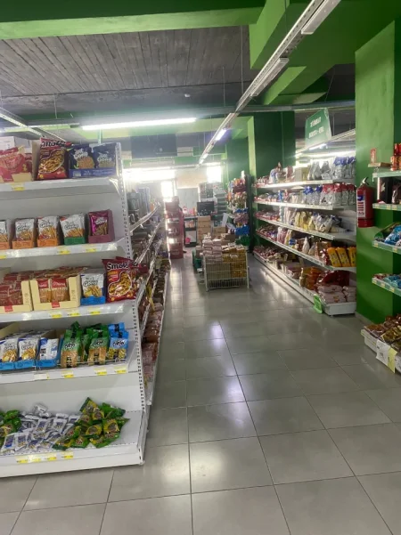 Tirane, shitet ambjent biznesi Kati 1, 560 m² 75.000 € (Kodra e Diellit)