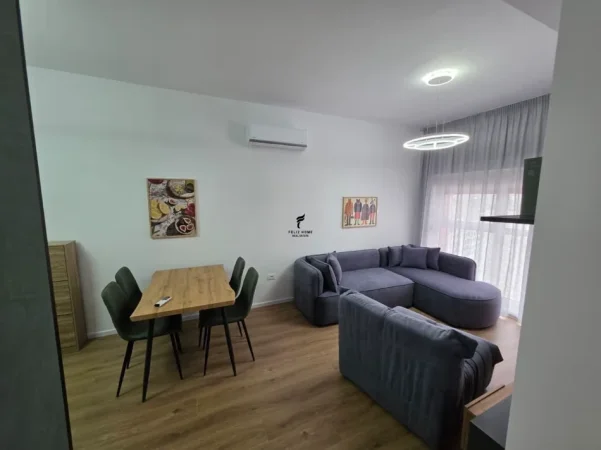 Tirane, jepet me qera apartament 2+1 Kati 8, 75 m² 500 € (ALI DEMI)