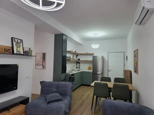 Tirane, jepet me qera apartament 2+1 Kati 8, 75 m² 500 € (ALI DEMI)
