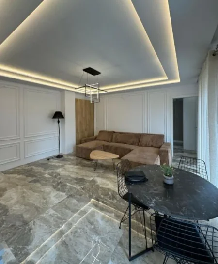 Tirane, jepet me qera apartament 1+1+Ballkon Kati 3, 70 m² 630 € (Astir)