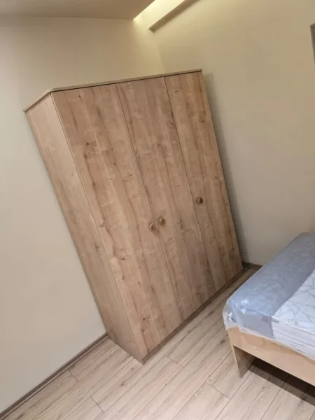 Tirane, jepet me qera apartament 1+1 Kati 3, 70 m² 450 € (Bujtina e Gjelit)