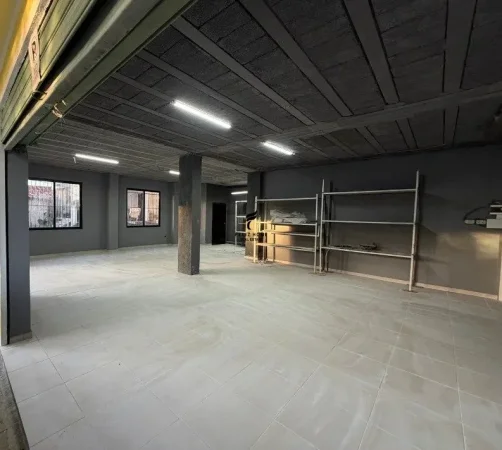 Tirane, jepet me qera magazine Kati 0, 120 m² 75.000 LEKE (LAPRAKE)