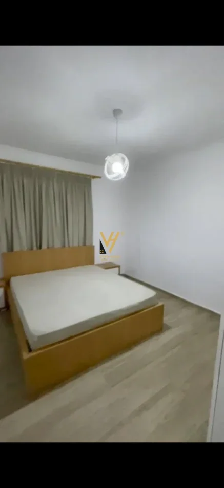 Tirane, jepet me qera apartament 1+1+Ballkon Kati 0, 50 m² 470 € (PARKU)