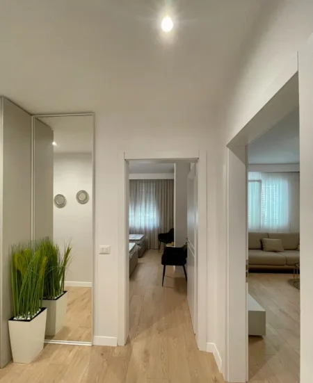Tirane, jepet me qera apartament 2+1 Kati 5, 90 m² 850 € (Rruga e Kavajes)