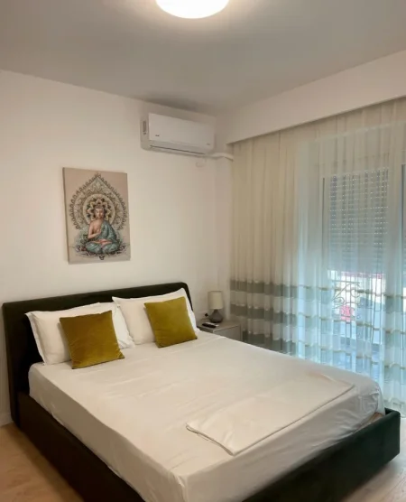 Tirane, jepet me qera apartament 2+1 Kati 5, 90 m² 850 € (Rruga e Kavajes)