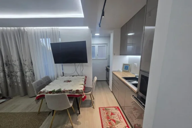 Tirane, shitet apartament 2+1 Kati 2, 78 m² 200.000 € (Brryli)