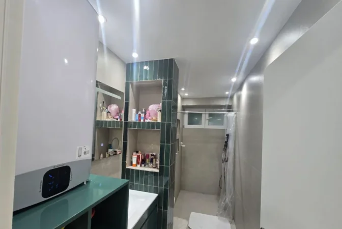 Tirane, shitet apartament 2+1 Kati 2, 78 m² 200.000 € (Brryli)
