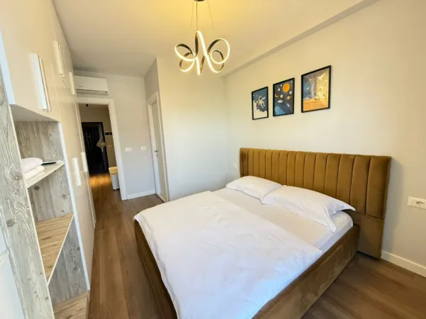 Tirane, jepet me qera apartament 2+1 Kati 4, 100 m² 900 € (rruga e barrikadave)