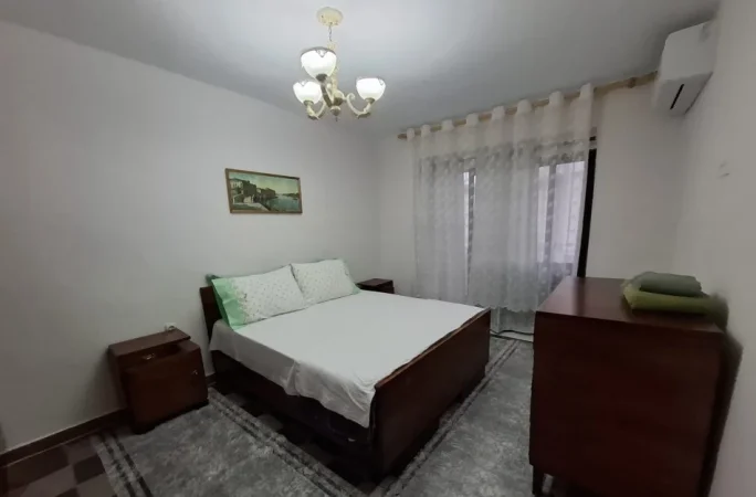 Tirane, jepet me qera apartament 2+1 Kati 5, 75 m² 500 € (Pazari i Ri)