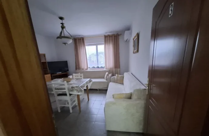 Tirane, jepet me qera apartament 2+1 Kati 5, 75 m² 500 € (Pazari i Ri)