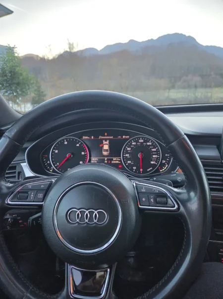 Mat, shitet makine Audi A6 Nafte, e zeze automatik Klima 8.500 €