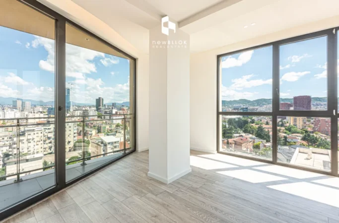 ✨️Me Qira: Elite Office 202m² ⭐️ 2 Parkime  3 WC🚾 / VERANDË - Kati 12📍 GOLDEN TOWER (MINE PEZA REZIDENCE) 🌇 2000€ NETO/Muaj 💥