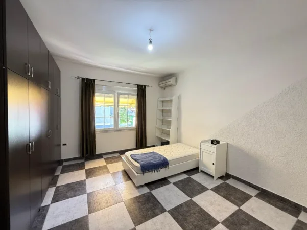Tirane, shes apartament 2+1 Kati 4, 137 m² 272.000 € (kodra e diellit)