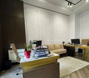 Tirane, jepet me qera ambjent biznesi Kati 7, 55 m² 650 € (Rruga e Kavajës)
