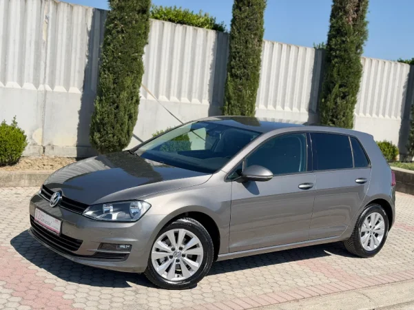VOLKSWAGEN GOLF VII - 1.6 NAFTE 👉 2016 👈 kambio MANUALE - 7.350 €