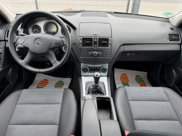 MERCEDES - BENZ C 220 NAFTE 👉 2008 👈 kambio MANUALE - AVANGARDE 6.250 €