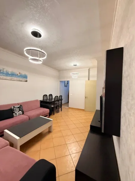 Tirane, shitet apartament 1+1+Aneks+Ballkon Kati 5, 64 m² 135.000 € (rruga ali demi)