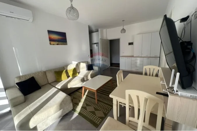 Shitet apartament 2+1 Kati 3, Gjiri Lalzit, Durres