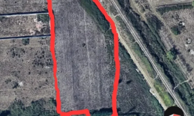 Fier, shes toke , 8.500 m² 