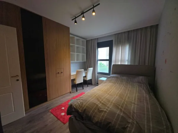 Tirane, jepet me qera apartament 3+1+Ballkon Kati 2, 1.500 € 