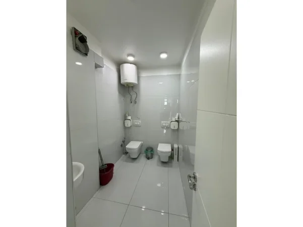 Tirane, shes ambjent biznesi Kati 1, 74 m² 275.000 €