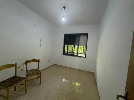 Tirane, shitet apartament 2+1+Ballkon Kati 2, 56 m² 156.000 € (Brryli)