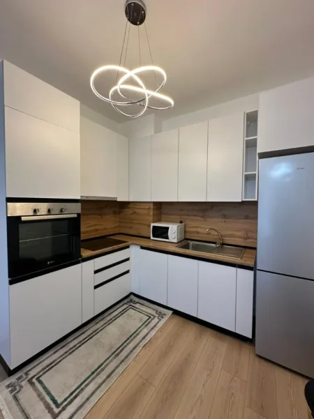 Tirane, jepet me qera apartament 1+1 Kati 2, 580 € (Astir)